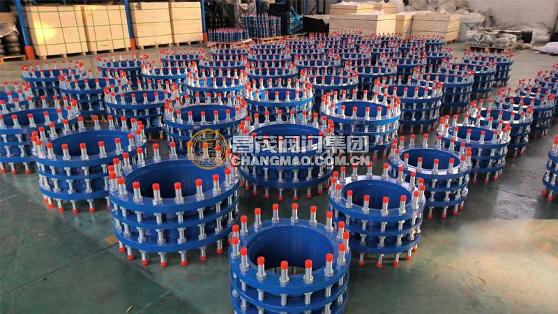 伸縮補(bǔ)償接頭